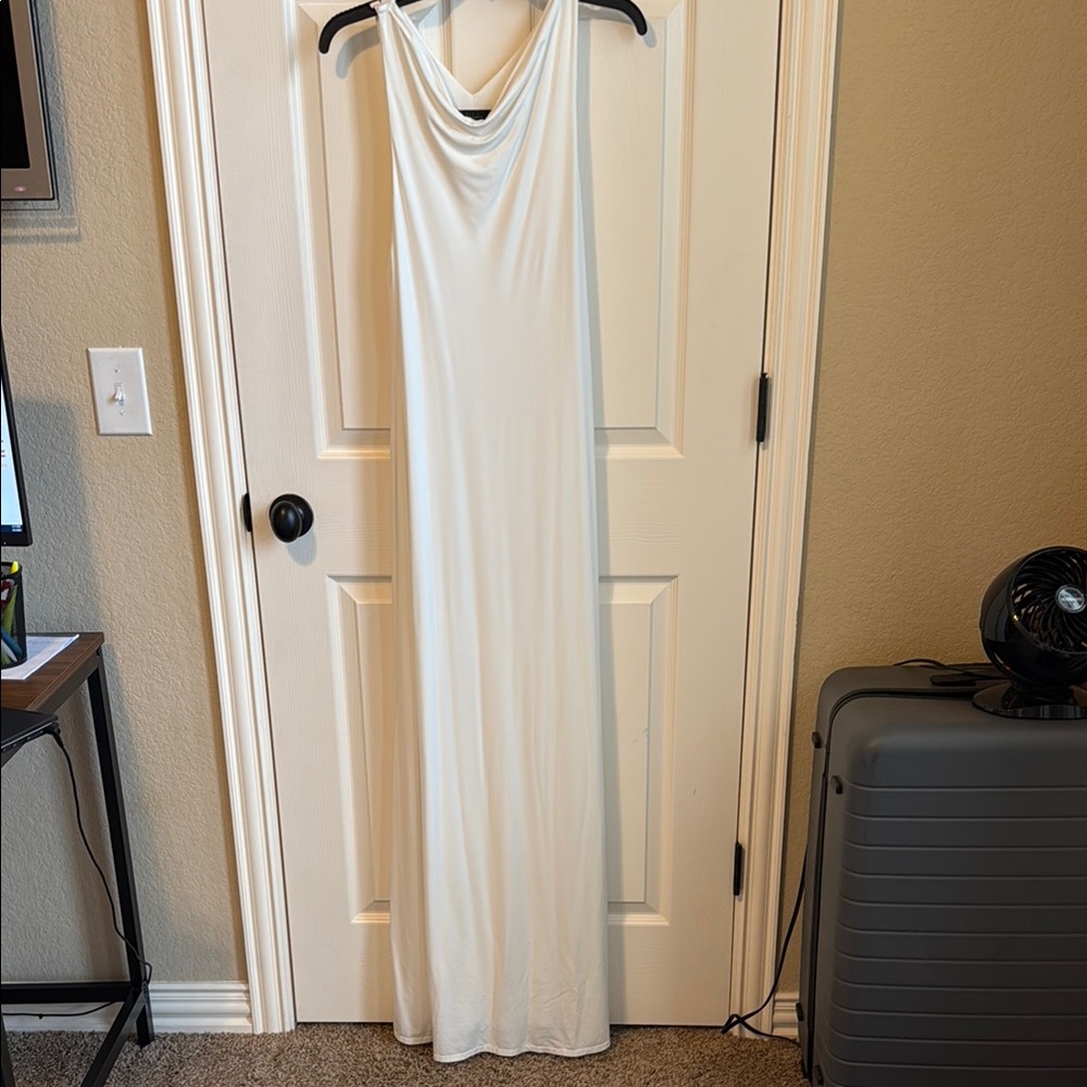 Elegant White Long Dress